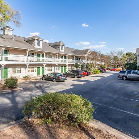 Hometowne Studios By Red Roof Atlanta Ne - Norcross South Kültér fotó